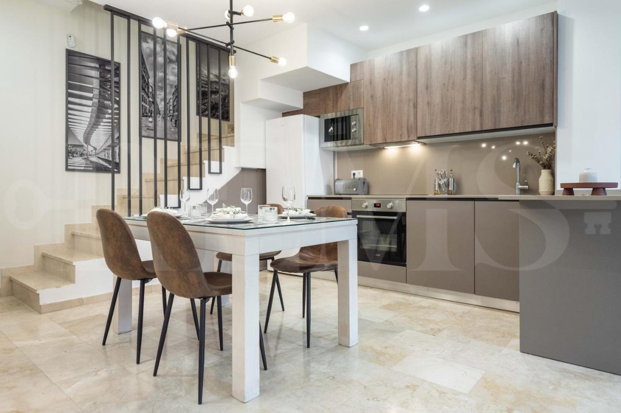 מאלגה Lovely Duplex With Private Parking Near City Center By Rems מראה חיצוני תמונה