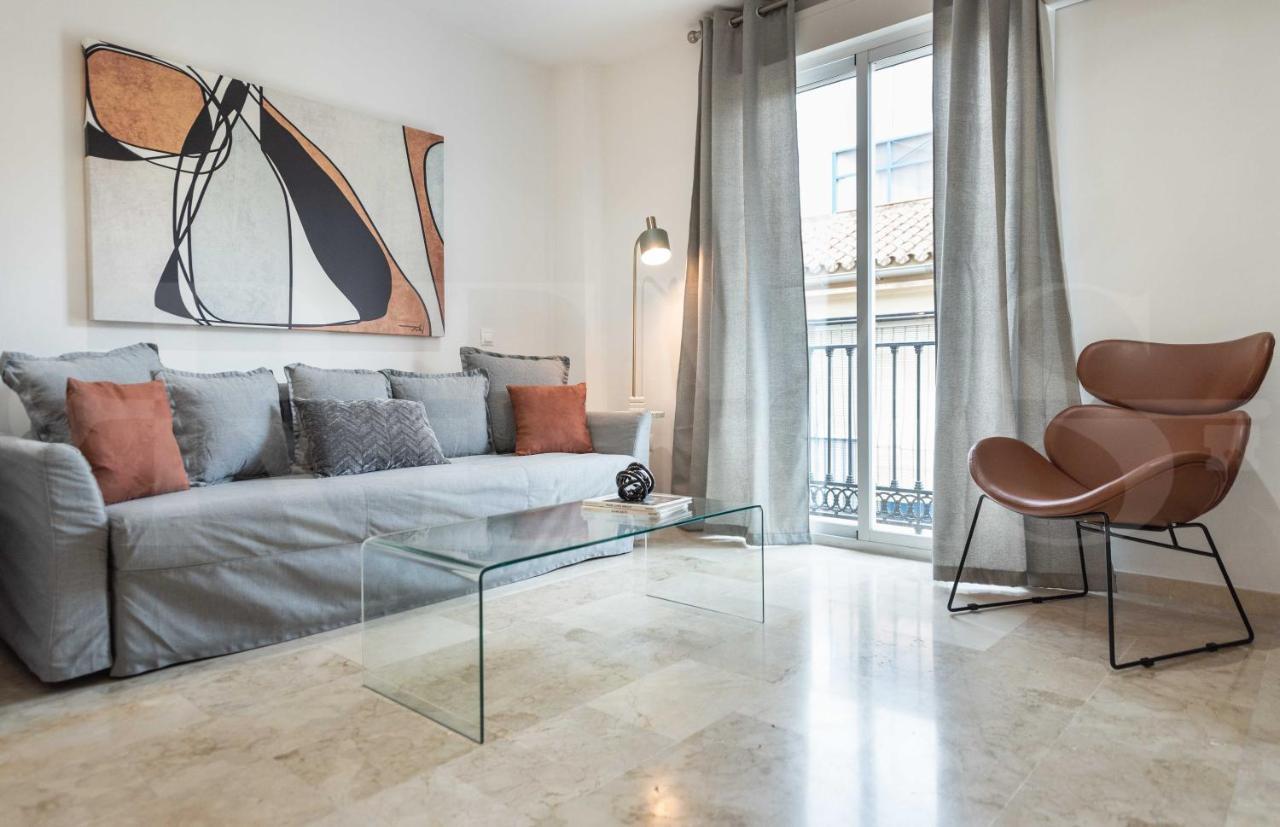 מאלגה Lovely Duplex With Private Parking Near City Center By Rems מראה חיצוני תמונה