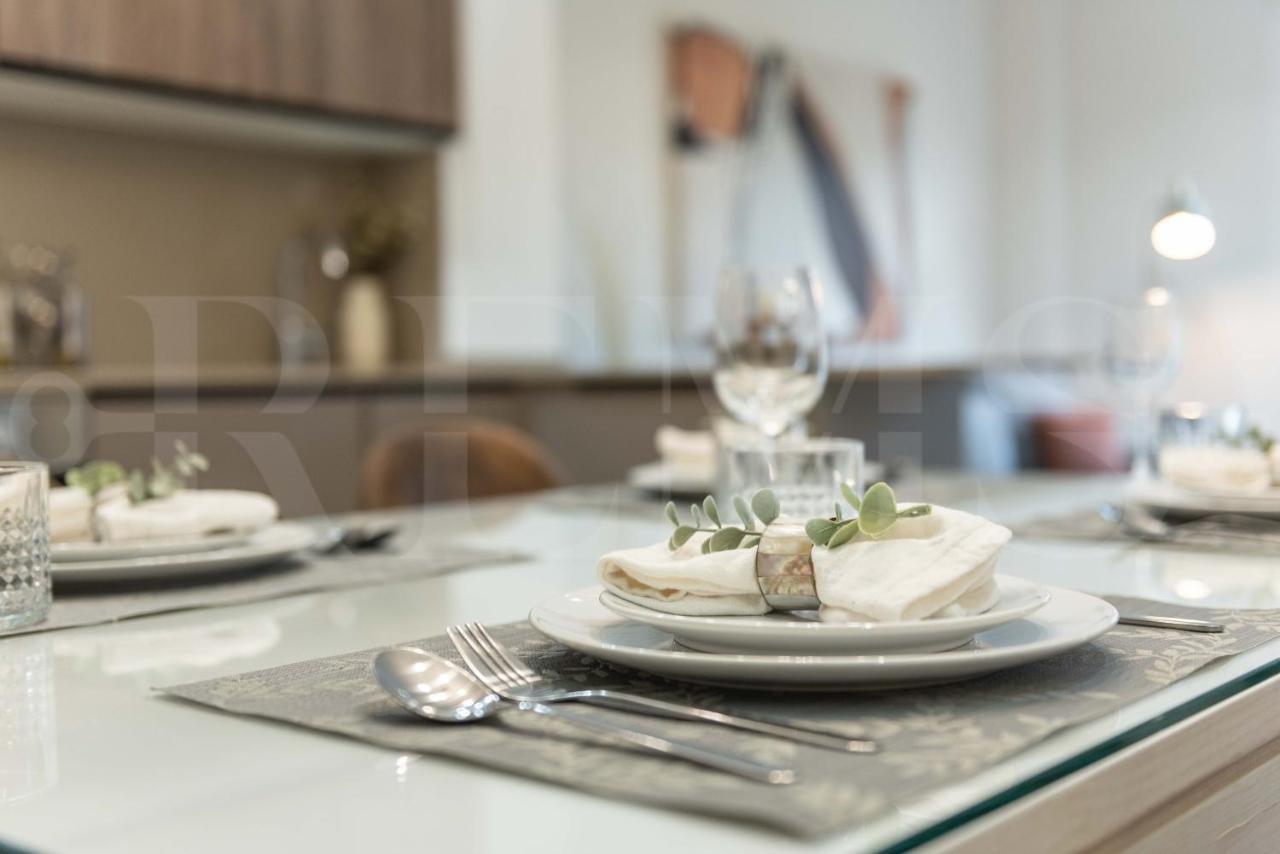 מאלגה Lovely Duplex With Private Parking Near City Center By Rems מראה חיצוני תמונה