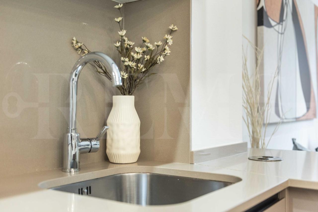 מאלגה Lovely Duplex With Private Parking Near City Center By Rems מראה חיצוני תמונה
